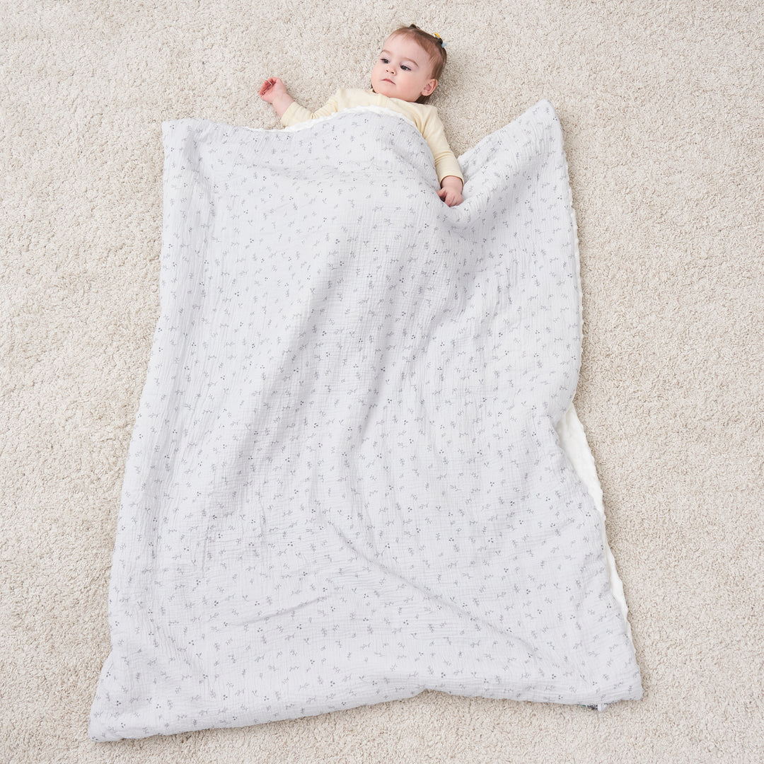 Couverture enfant en mousseline et minky#couleur_gray-clover